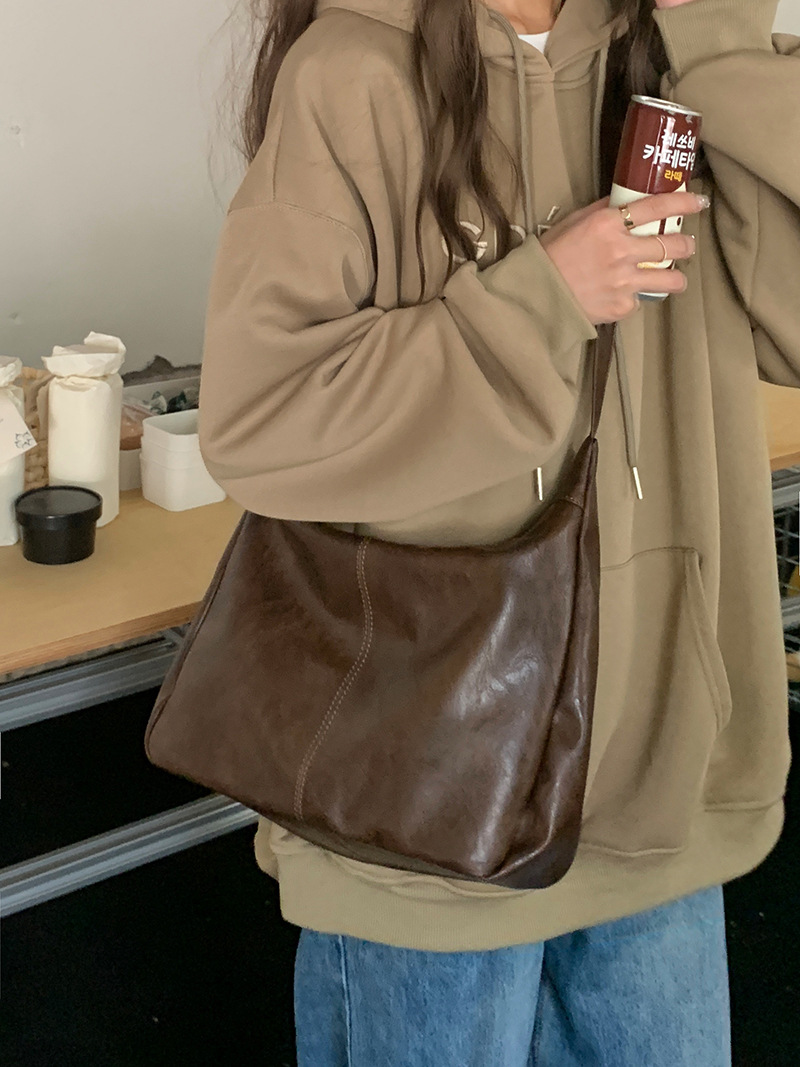 Women Bags 2026 Trends - 2026 Autumn Maillard Vintage Tote Bag